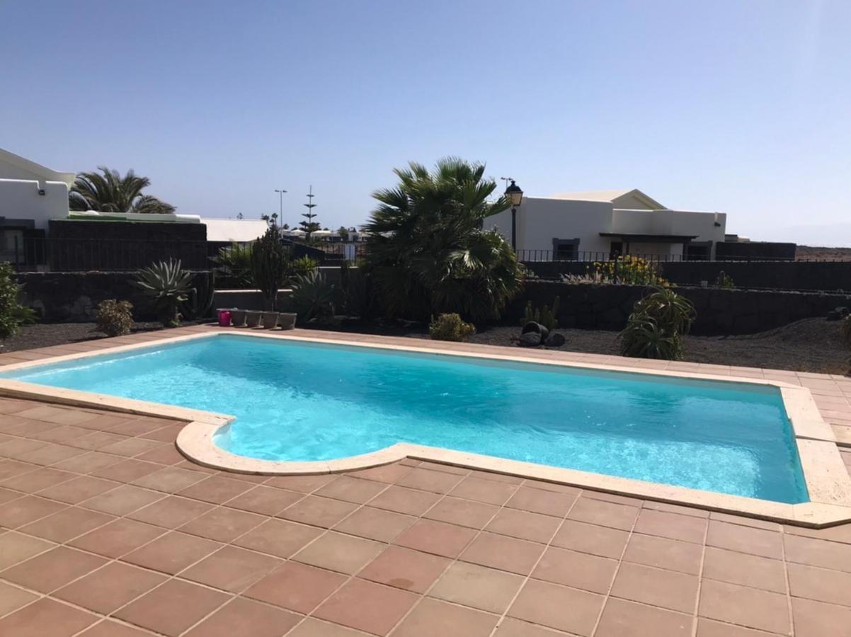 Villa Tania - Villa Independiente Con Piscina Privada Playa Blanca  Eksteriør bilde