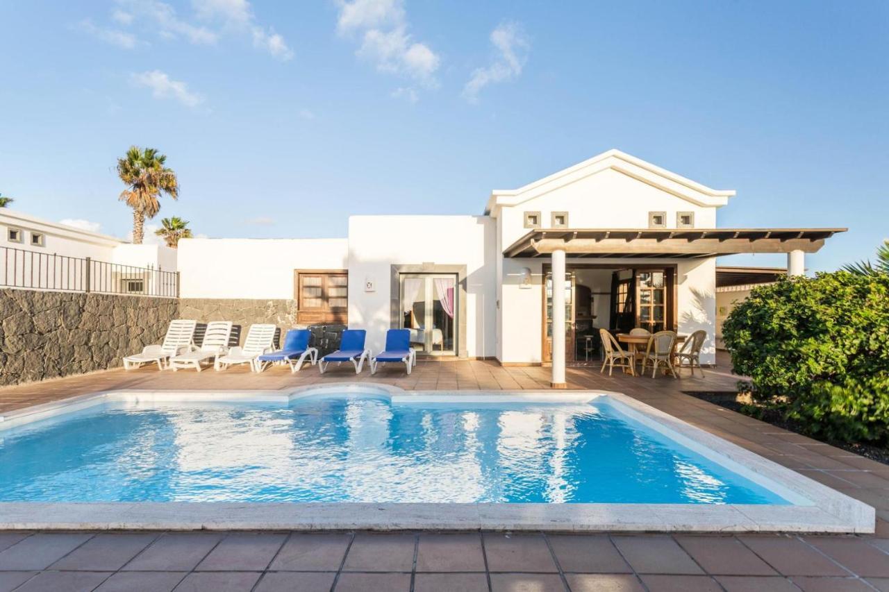 Villa Tania - Villa Independiente Con Piscina Privada Playa Blanca  Eksteriør bilde
